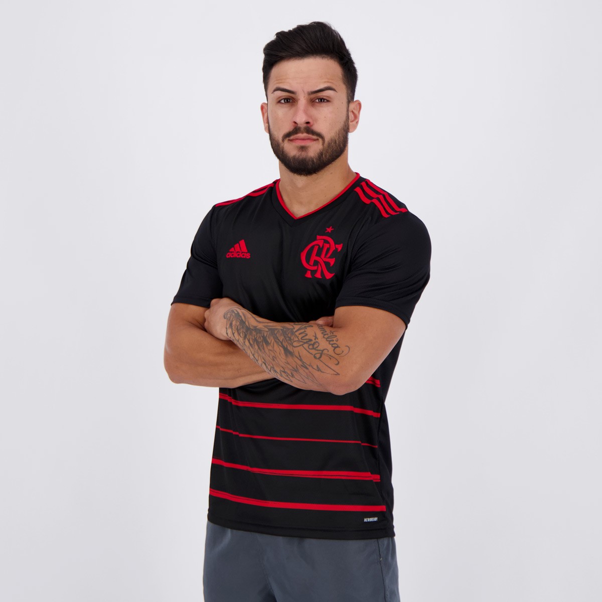 Vị trí 20 thuộc về áo thi đấu của Flamengo